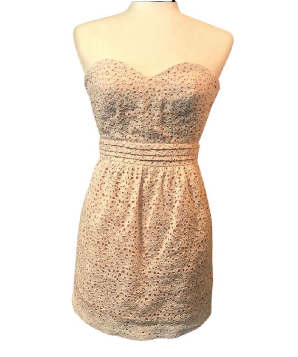 Pins and Needles Urban Outfitters strapless light pink dress with cream eyelet o
